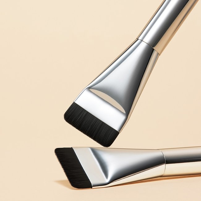 Spatula Wide Foundation Brush M (-)
